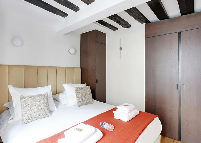 Amazing 6p/2br - Bastille *